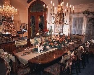 Holiday D&eacute;cor